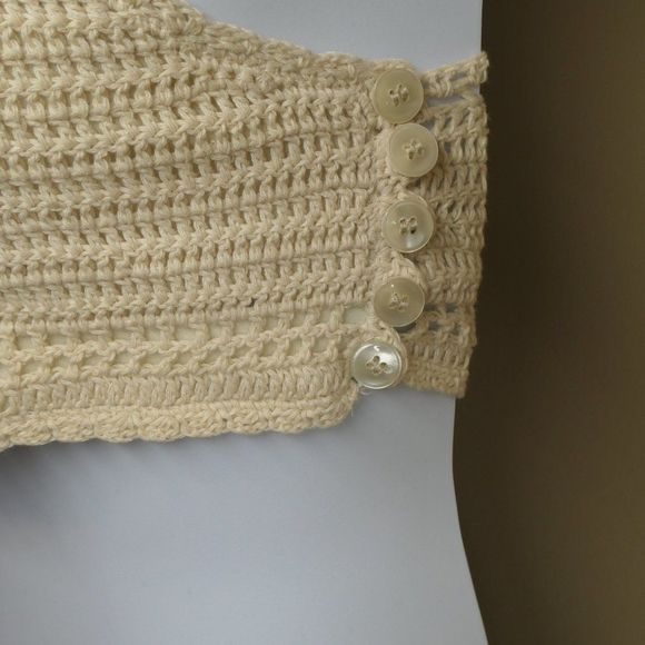 LF Emma & Sam Crochet Strappy Crop Top Large NWT - Picture 2 of 6